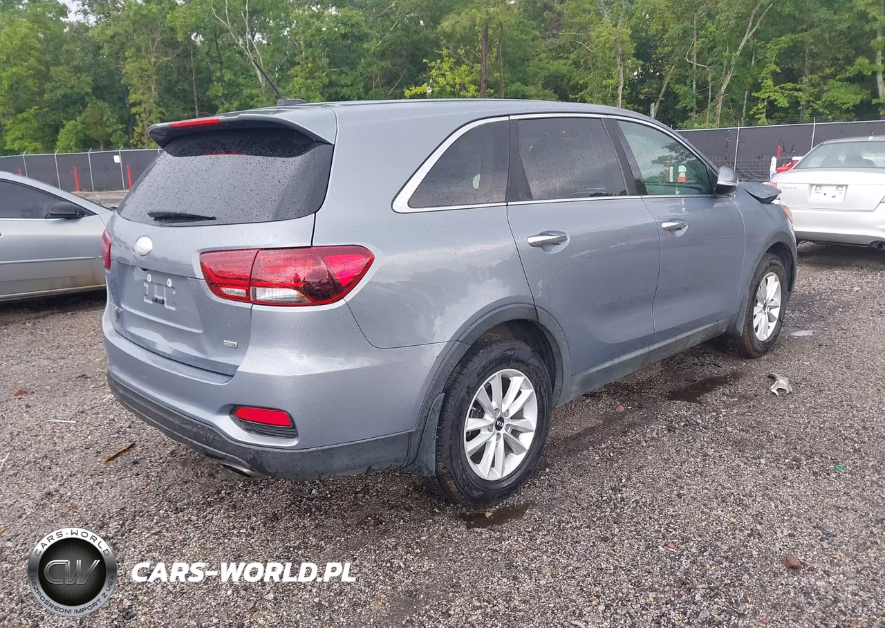 2019 Kia Sorento 2.4L L VIN:5XYPG4A33KG604245 - 4