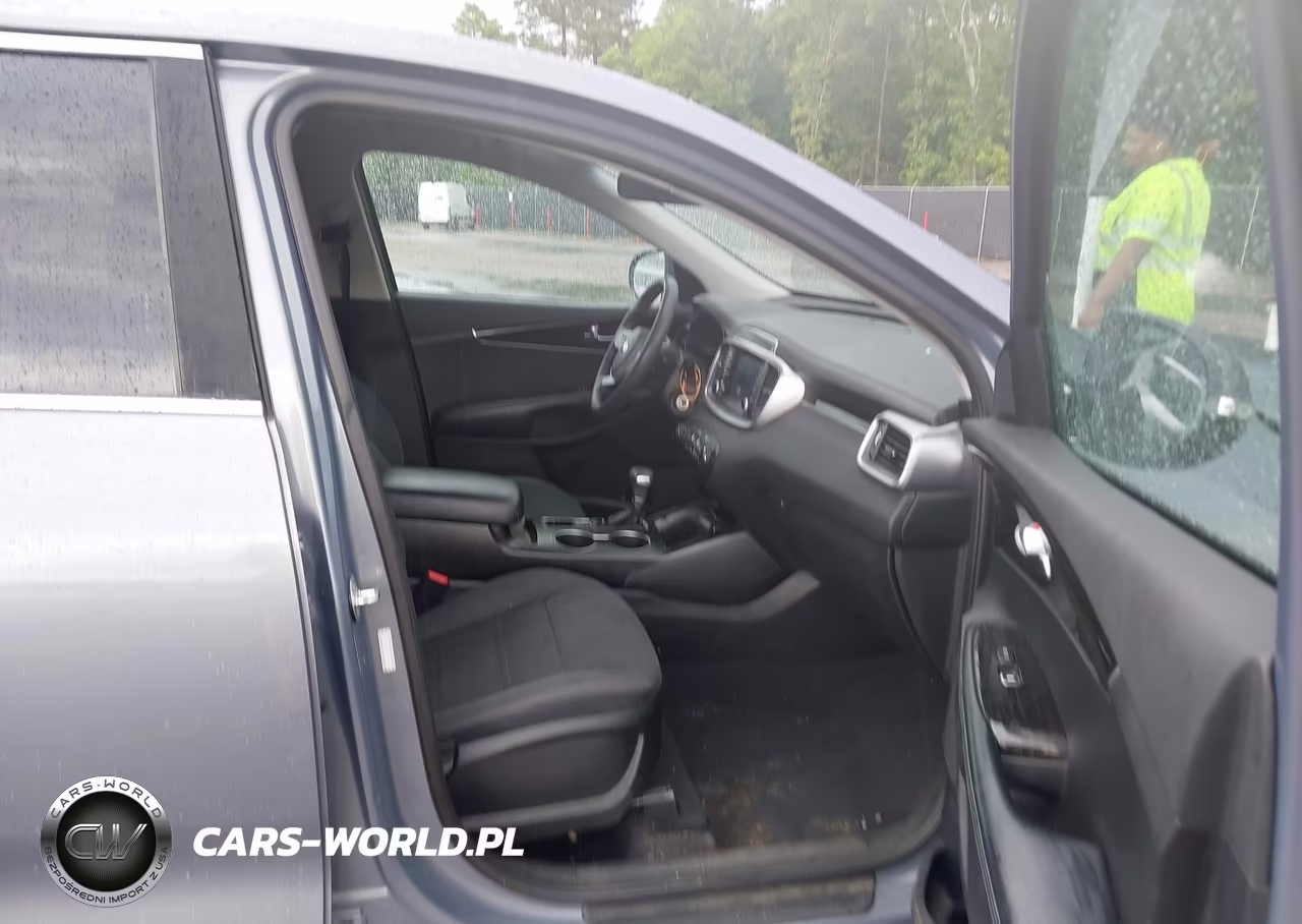 2019 Kia Sorento 2.4L L VIN:5XYPG4A33KG604245 - 5