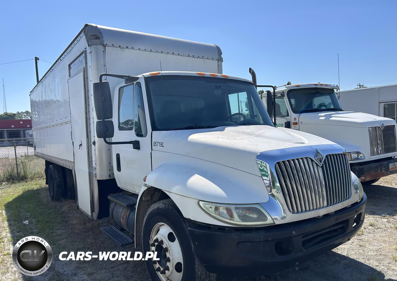 2004 International 4000 4300