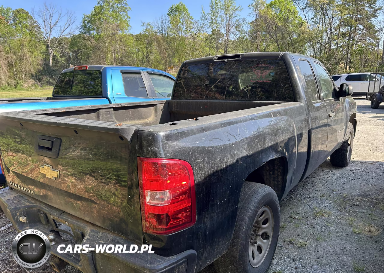 2008 Chevrolet Silverado 1500 Work Truck VIN:1GCEC19C98Z258847 - 4