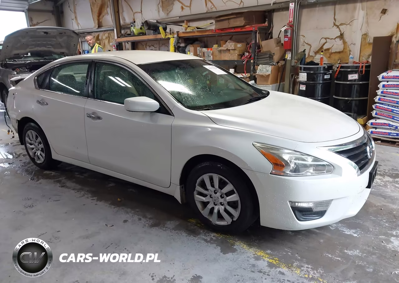2015 Nissan Altima 2.5 S – zdjęcie 1 z 16