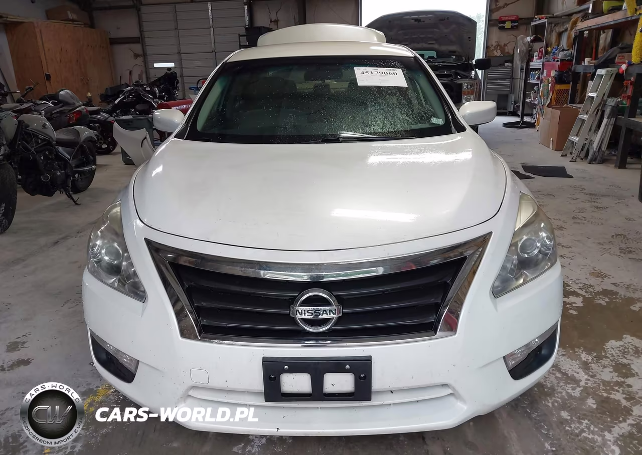 2015 Nissan Altima 2.5 S VIN:1N4AL3AP8FC569815 - 12