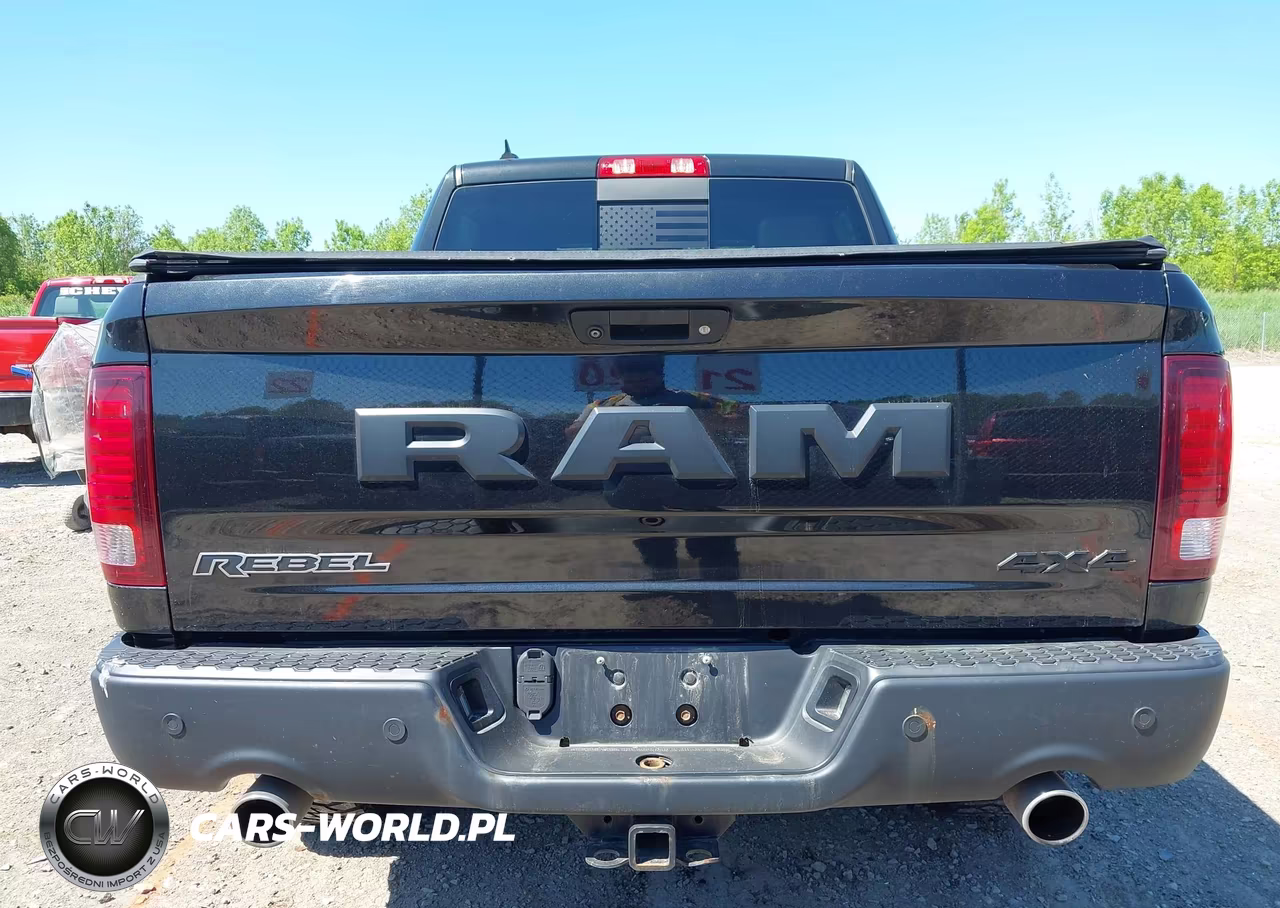 2018 Ram 1500 Rebel VIN:1C6RR7YT2JS173357 - 16