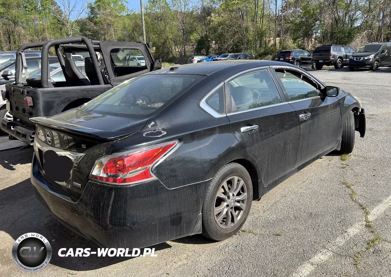 2015 Nissan Altima 2.5 S VIN:1N4AL3AP7FC474341 - 4