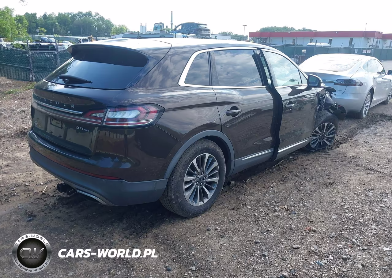 2019 Lincoln Nautilus Select VIN:2LMPJ8K92KBL34893 - 4
