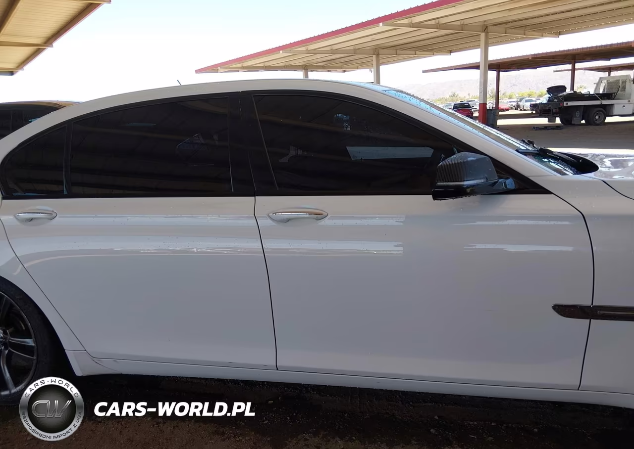 2014 BMW Alpina B7 VIN:WBAYE8C56ED134339 - 13