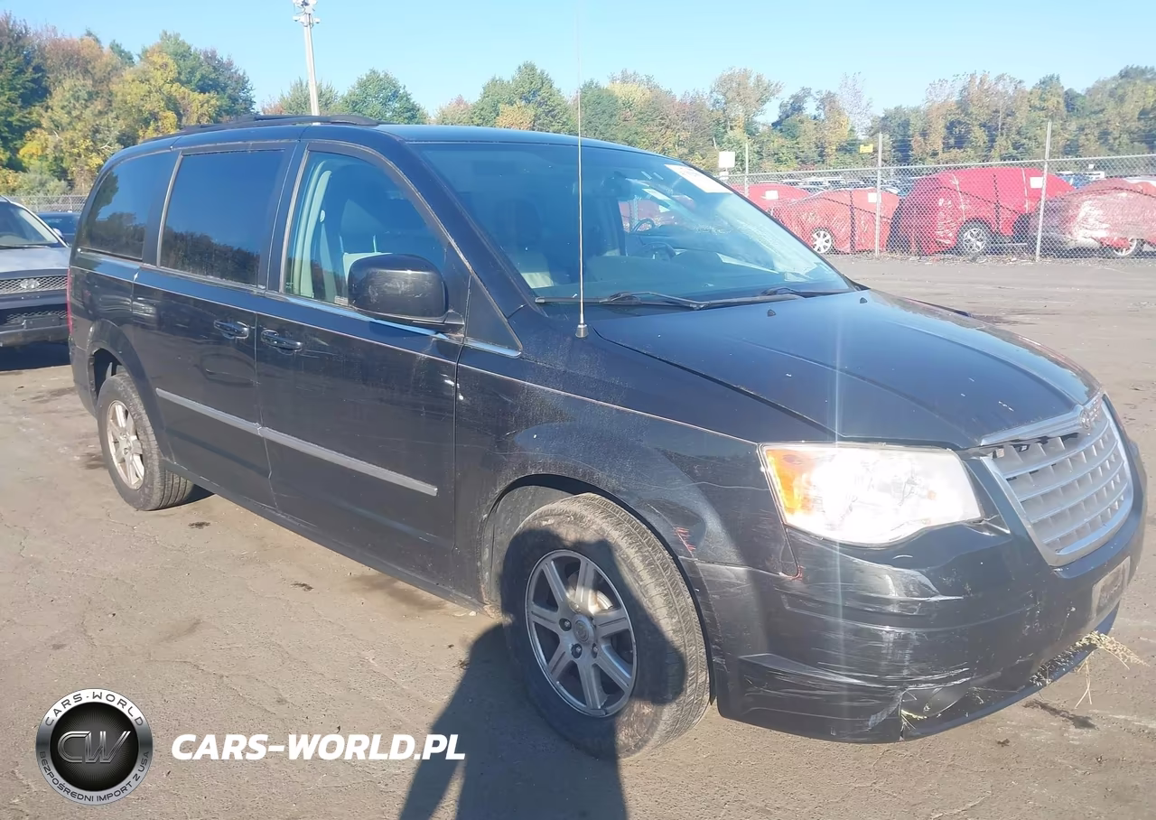 2010 Chrysler Town & Country Touring Plus