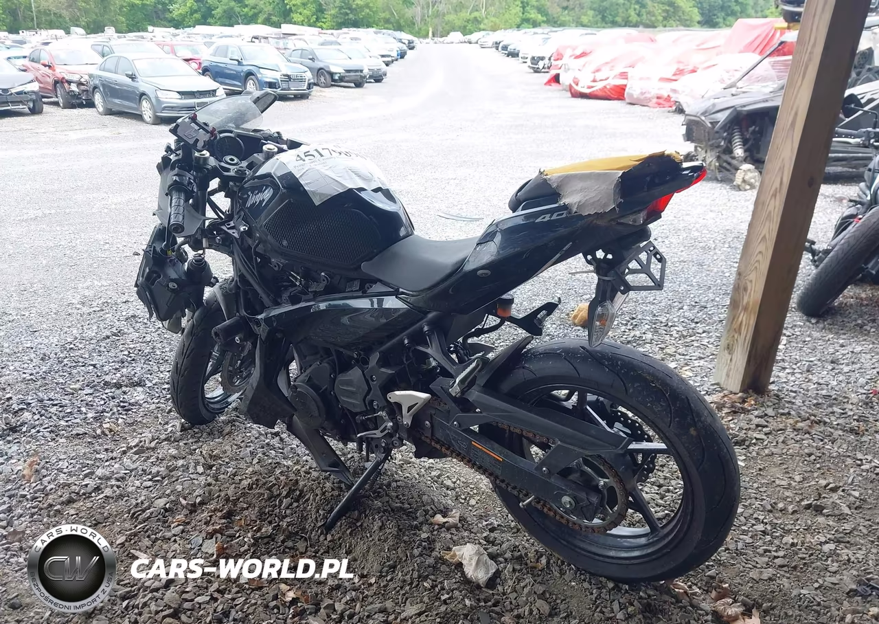 2018 Kawasaki Ex400 VIN:JKAEXKH19JDA08261 - 3
