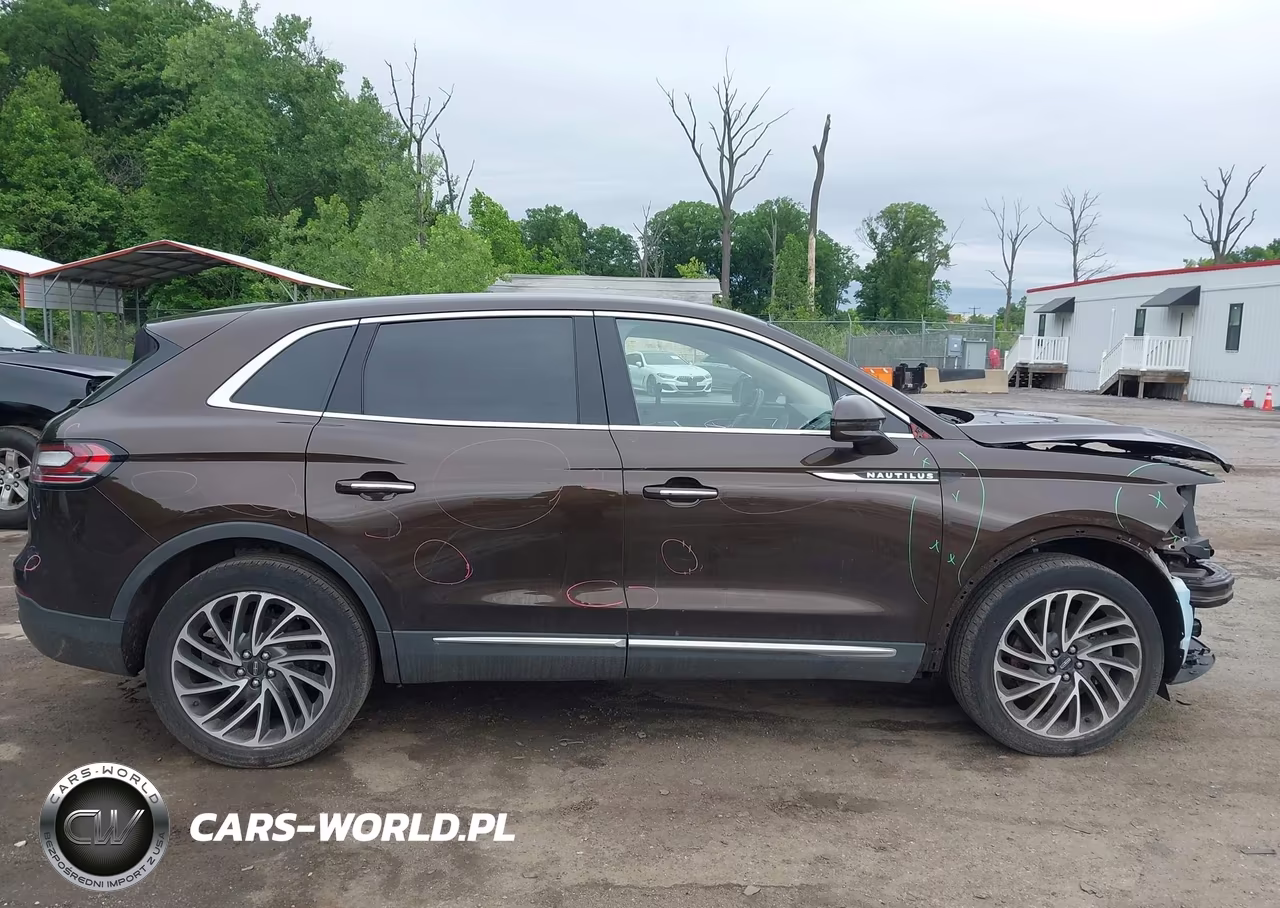 2019 Lincoln Nautilus Reserve VIN:2LMPJ8L91KBL13189 - 14