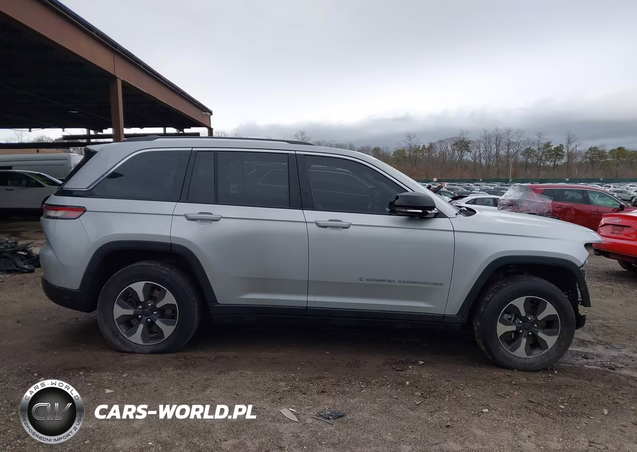 2023 Jeep Grand Cherokee 4Xe VIN:1C4RJYB63PC648851 - 14