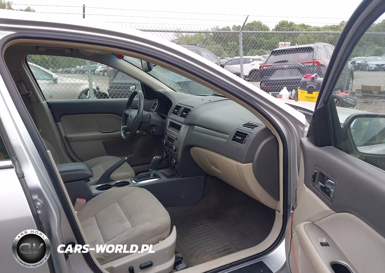 2011 Ford Fusion Hybrid VIN:3FADP0L31BR264422 - 5