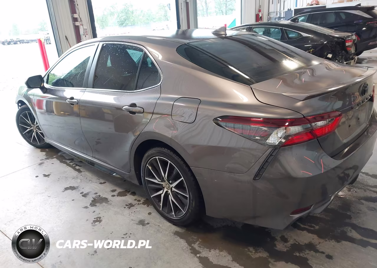 2021 Toyota Camry Se VIN:4T1G11AK2MU405224 - 3