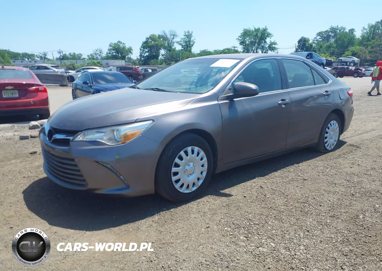 2016 Toyota Camry Le VIN:4T1BF1FK3GU174391 - 2