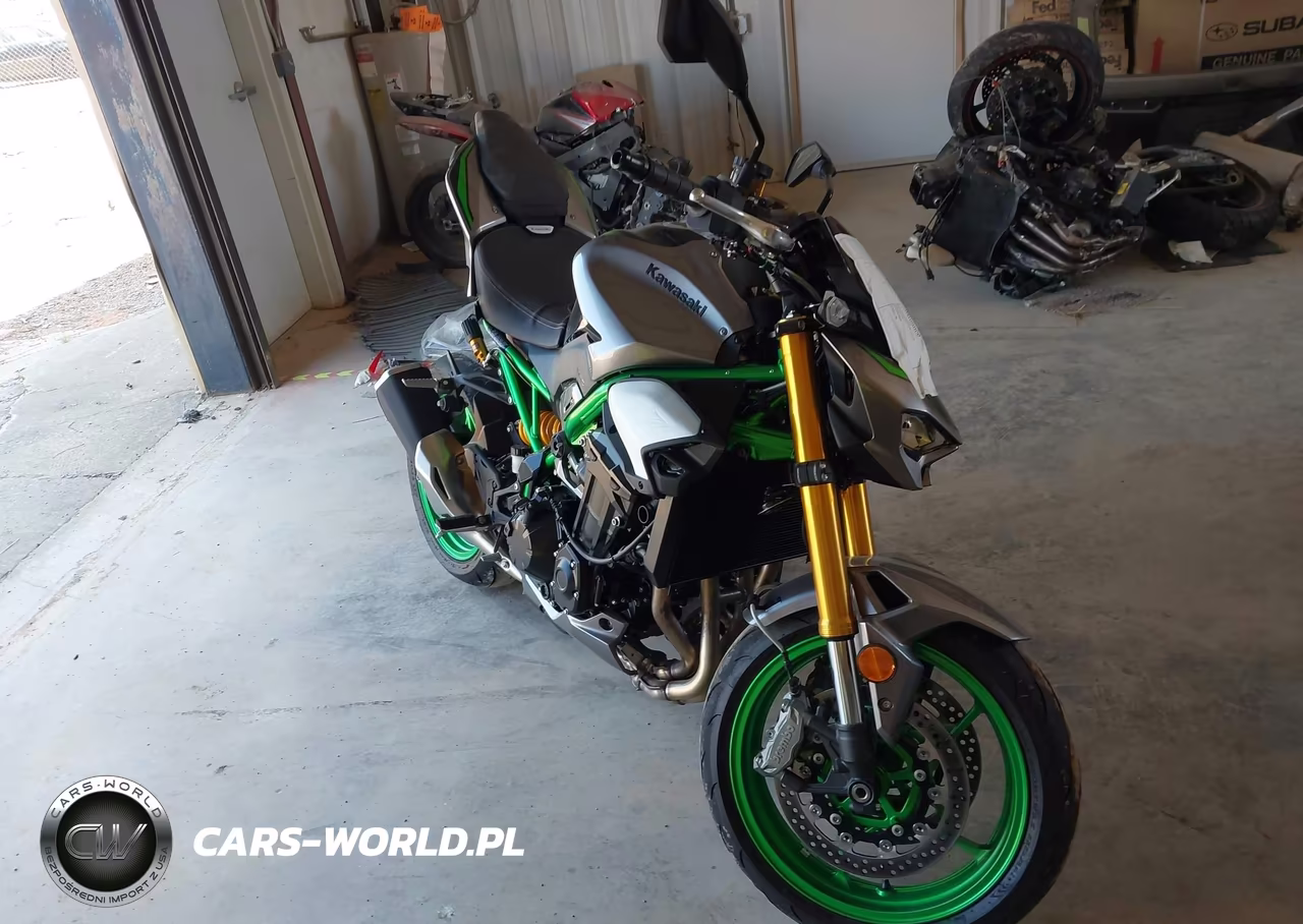 2025 Kawasaki Zr900 T