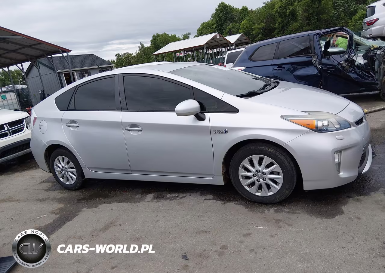 2012 Toyota Prius Plug-In Advanced VIN:JTDKN3DP5C3013560 - 13