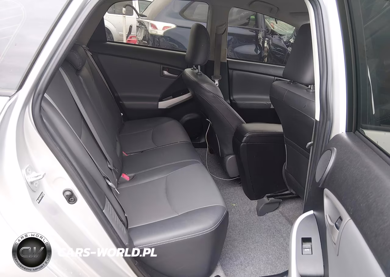 2012 Toyota Prius Plug-In Advanced VIN:JTDKN3DP5C3013560 - 8