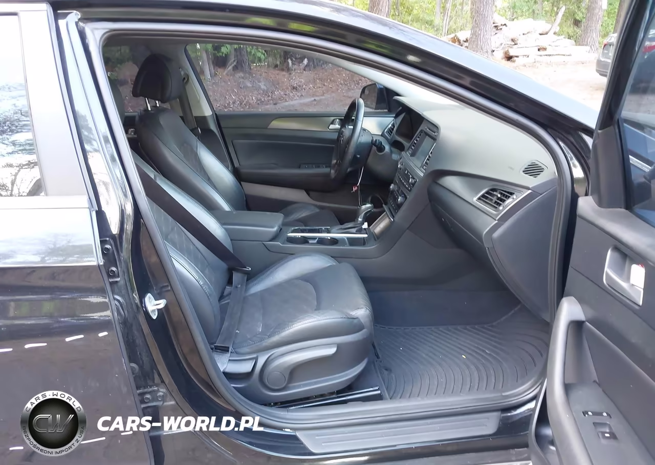 2017 Hyundai Sonata Sport VIN:5NPE34AF4HH486690 - 5