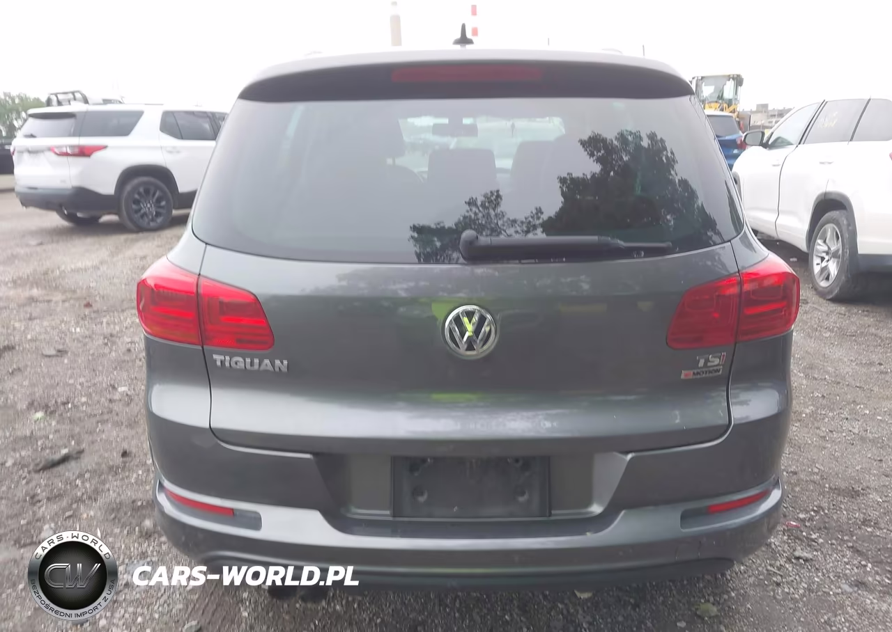 2017 Volkswagen Tiguan 2.0T Sport VIN:WVGUV7AX8HK041270 - 16