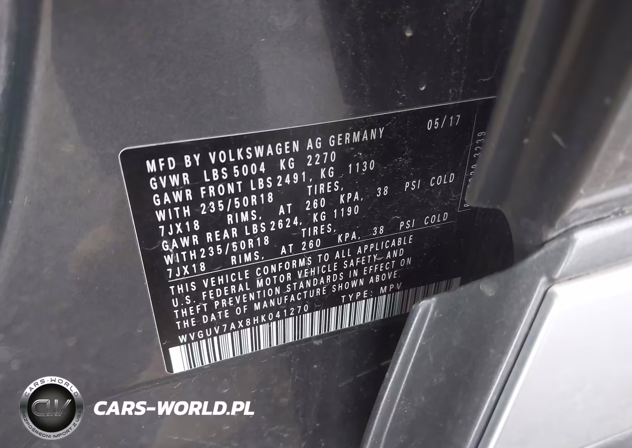 2017 Volkswagen Tiguan 2.0T Sport VIN:WVGUV7AX8HK041270 - 9