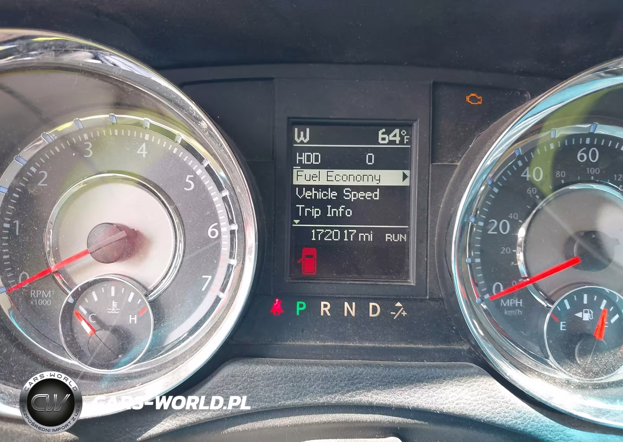 2015 Chrysler Town & Country Touring VIN:2C4RC1BG6FR752203 - 7