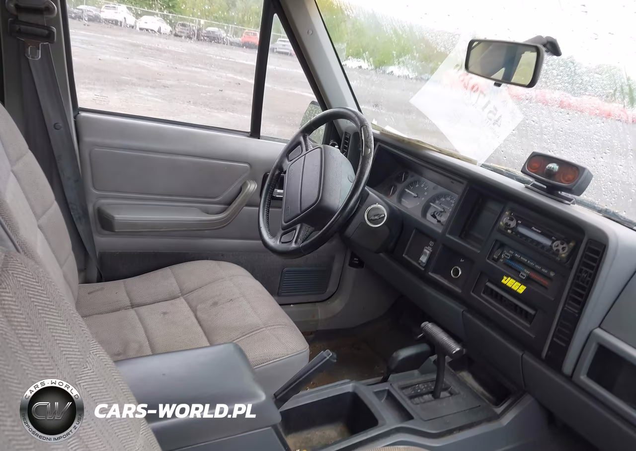 1996 Jeep Cherokee Sport-Classic VIN:1J4FJ68S8TL267142 - 5