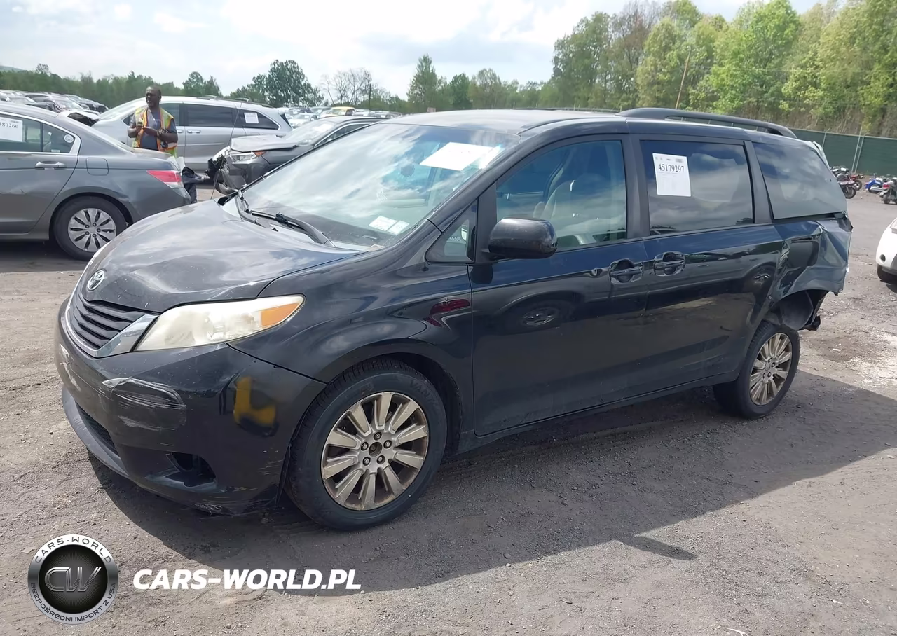2013 Toyota Sienna Le 7 Passenger VIN:5TDJK3DC3DS056733 - 2