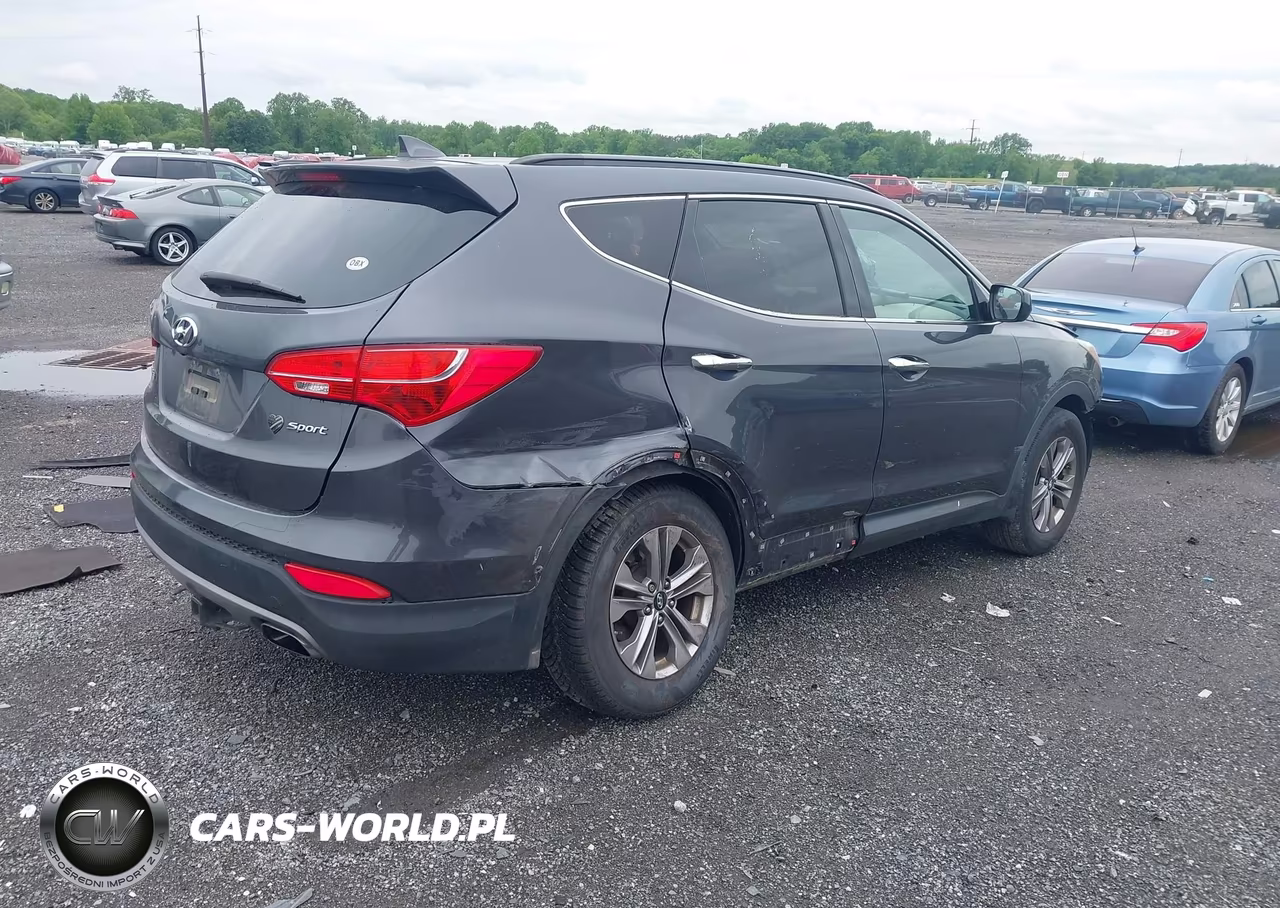 2015 Hyundai Santa Fe Sport 2.4L VIN:5XYZU3LB9FG289330 - 4
