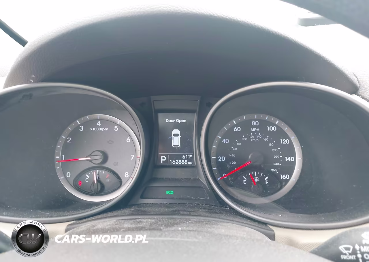 2015 Hyundai Santa Fe Sport 2.4L VIN:5XYZU3LB9FG289330 - 7