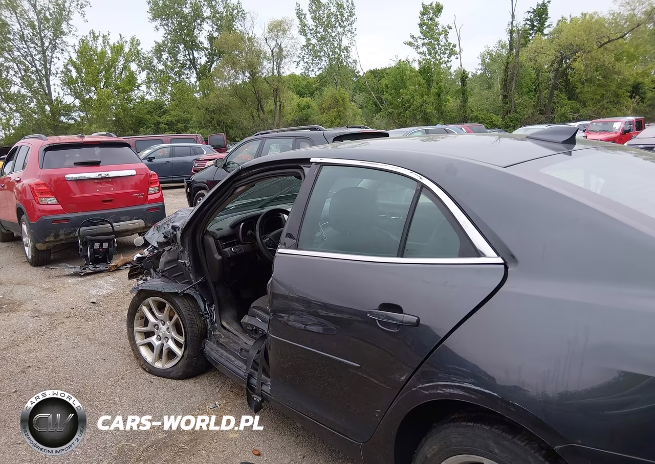 2015 Chevrolet Malibu 1Lt VIN:1G11C5SLXFF234144 - 14