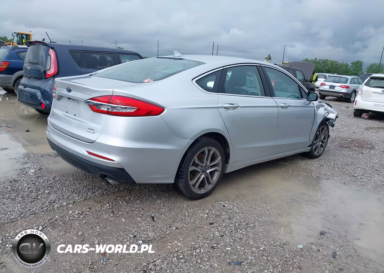 2019 Ford Fusion Sel VIN:3FA6P0CD9KR116584 - 4