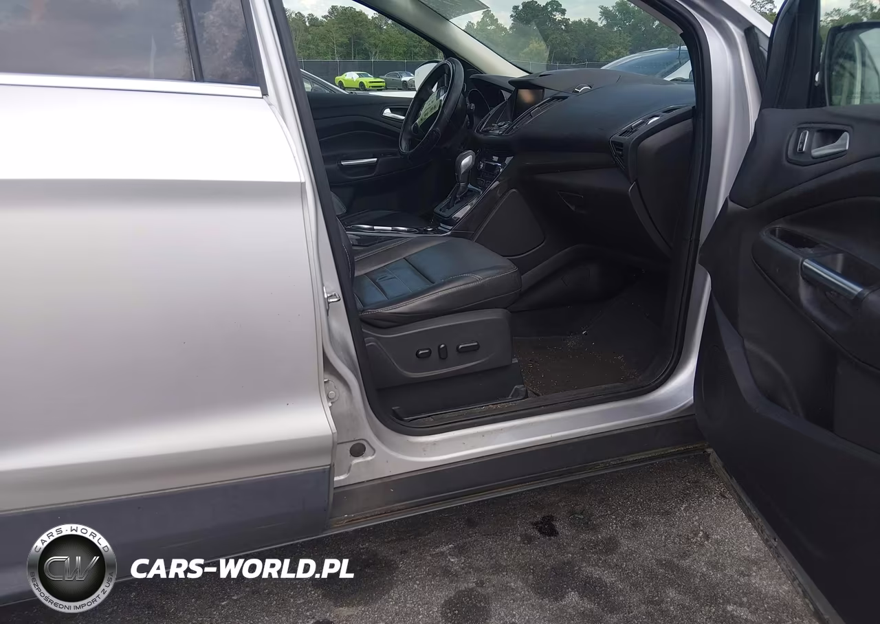 2015 Ford Escape Titanium VIN:1FMCU0JX3FUB24175 - 5