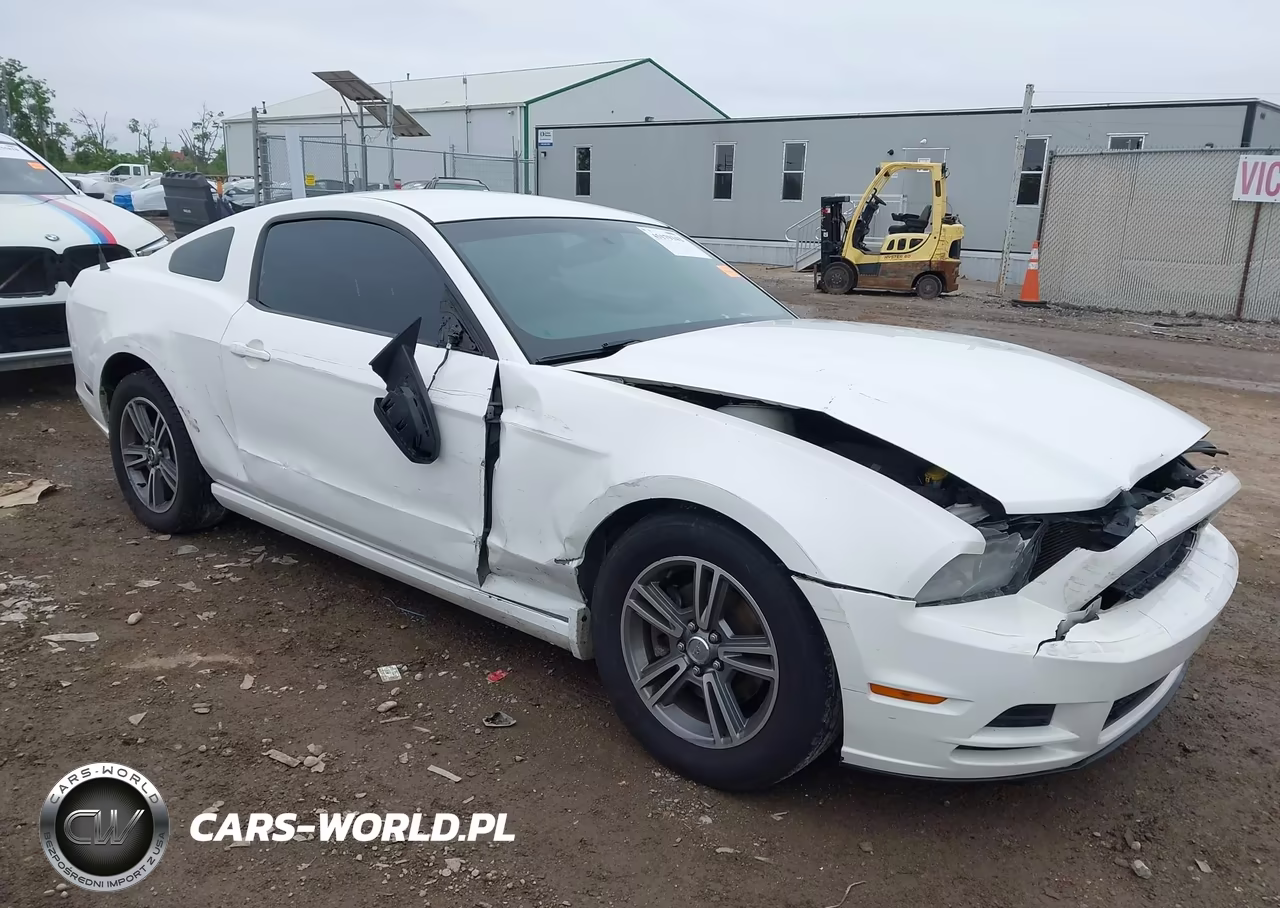 2013 Ford Mustang V6 Premium