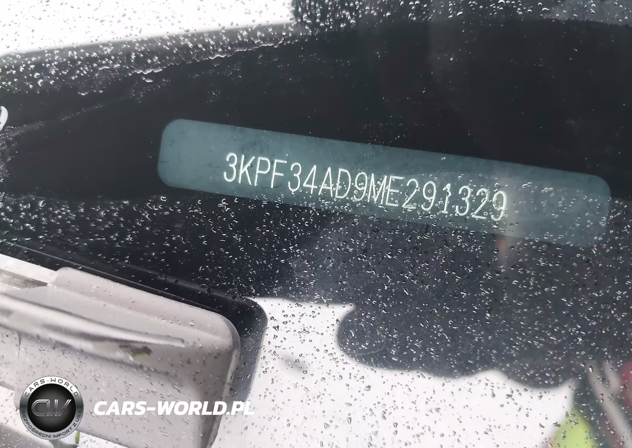 2021 Kia Forte Gt-Line VIN:3KPF34AD9ME291329 - 9