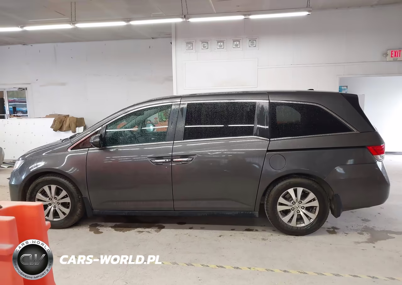 2015 Honda Odyssey Ex-L VIN:5FNRL5H6XFB021887 - 14