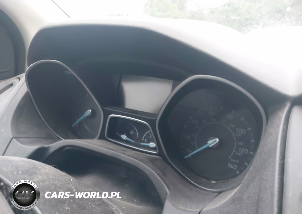 2017 Ford Focus Se VIN:1FADP3K24HL279269 - 7