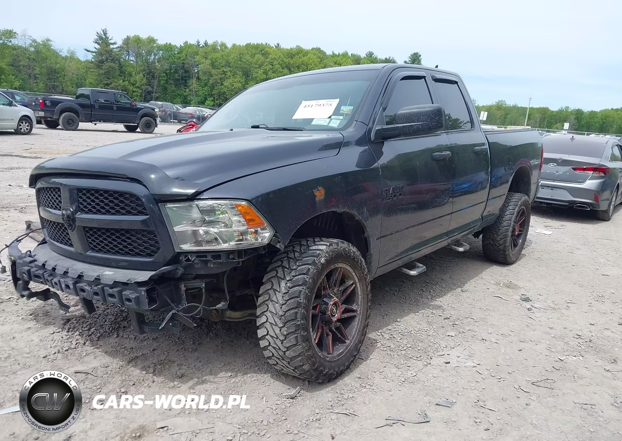 2019 Ram 1500 Classic Express 4X4 6'4 Box VIN:1C6RR7FG8KS623861 - 2