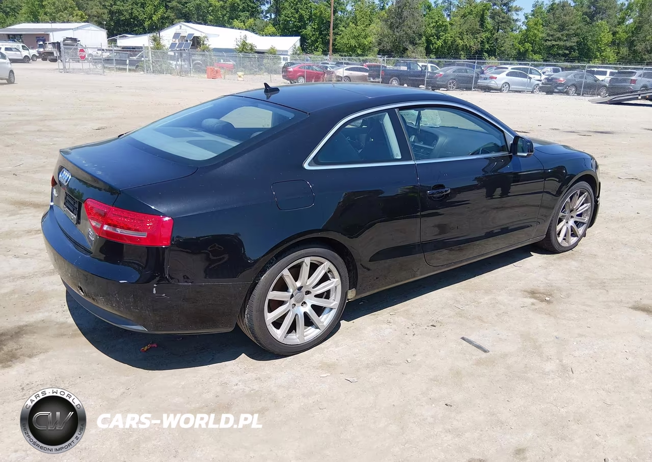 2011 Audi A5 2.0T Premium VIN:WAULFAFR3BA031826 - 4