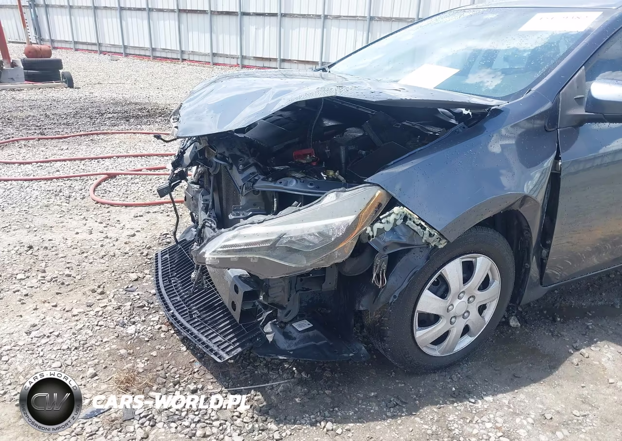 2017 Toyota Corolla L VIN:2T1BURHE8HC761636 - 6