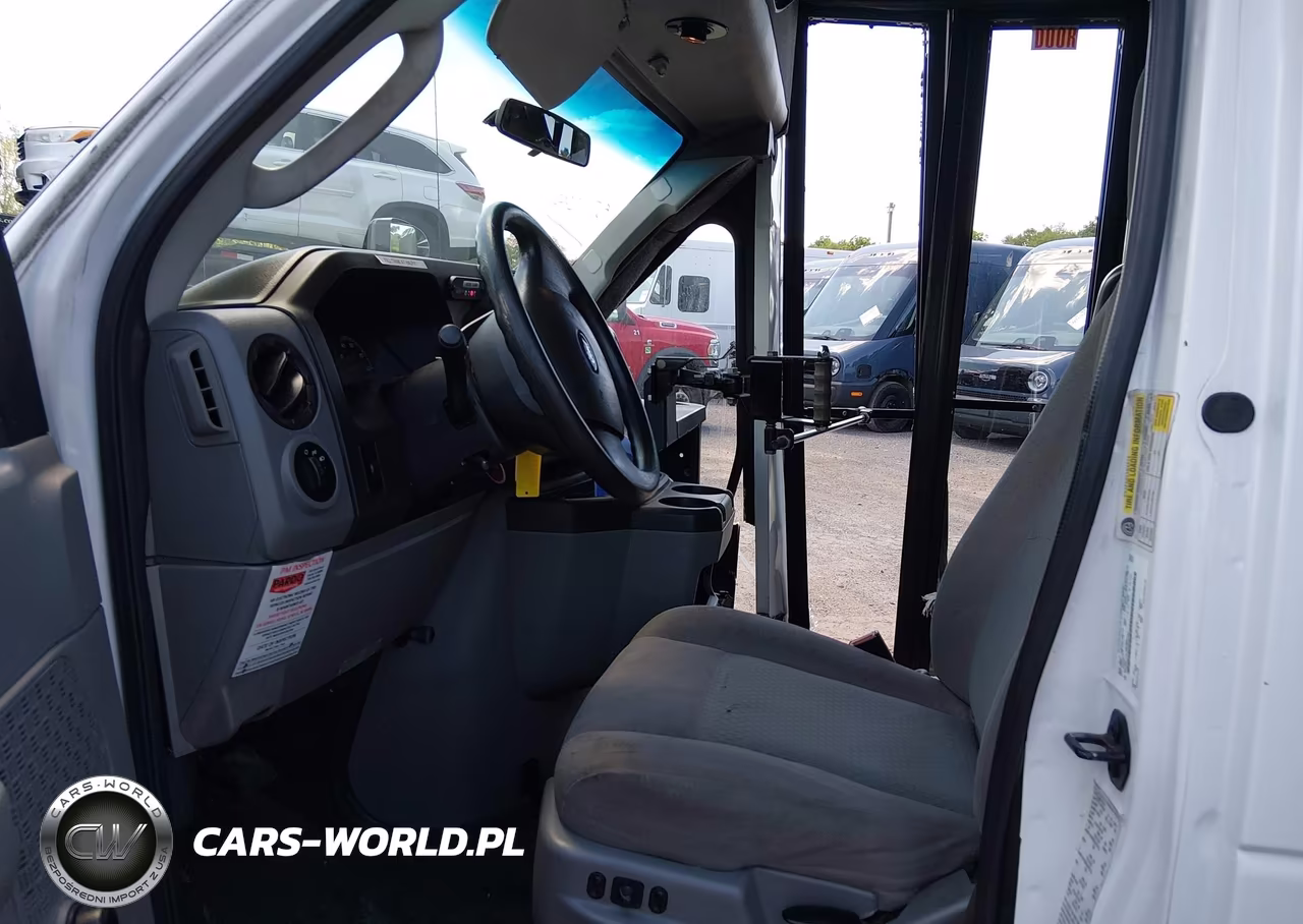 2013 Ford E-350 Cutaway VIN:1FDEE3FL0DDB00085 - 6