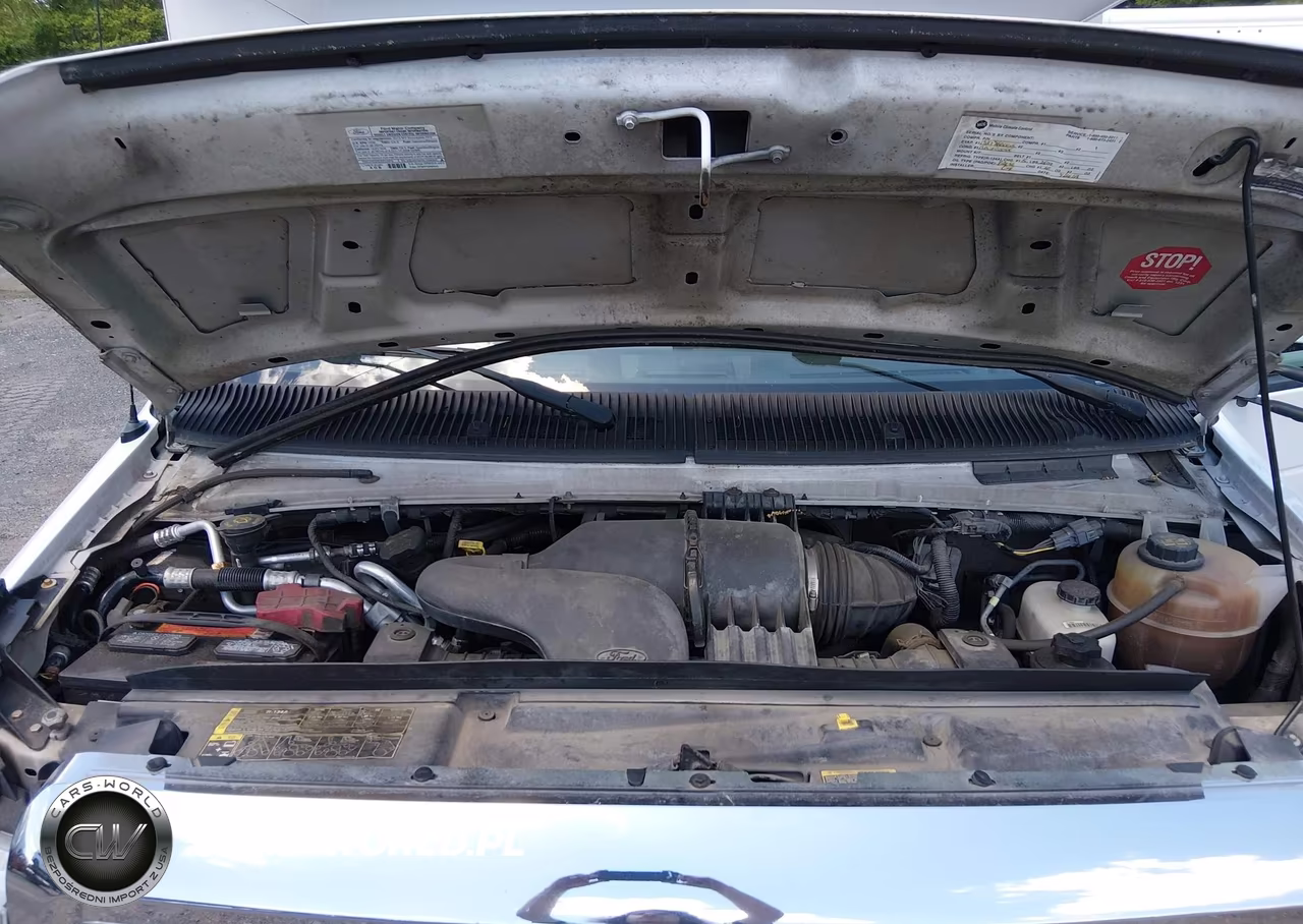 2013 Ford E-350 Cutaway VIN:1FDEE3FL0DDB00085 - 9