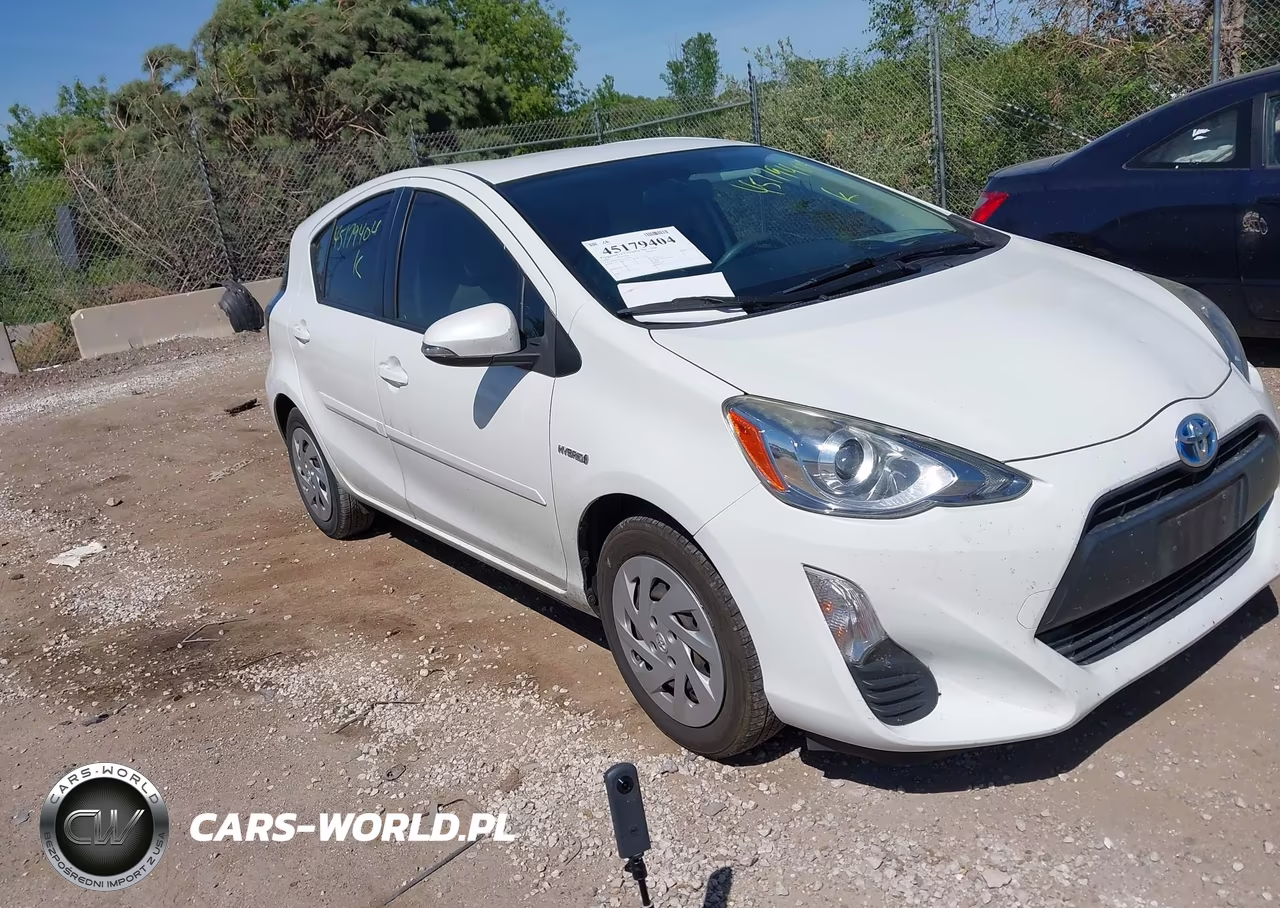 2016 Toyota Prius C One