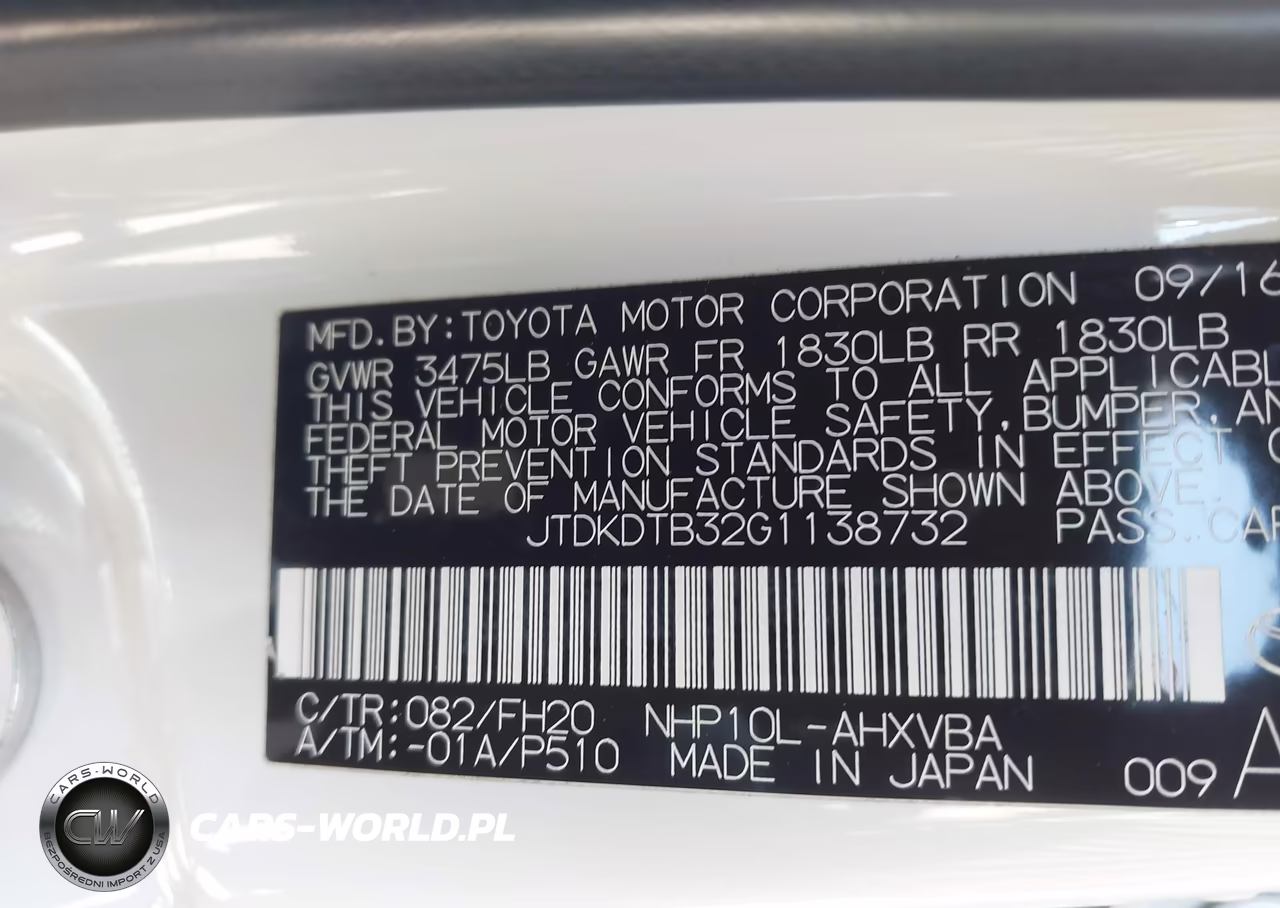 2016 Toyota Prius C One VIN:JTDKDTB32G1138732 - 9