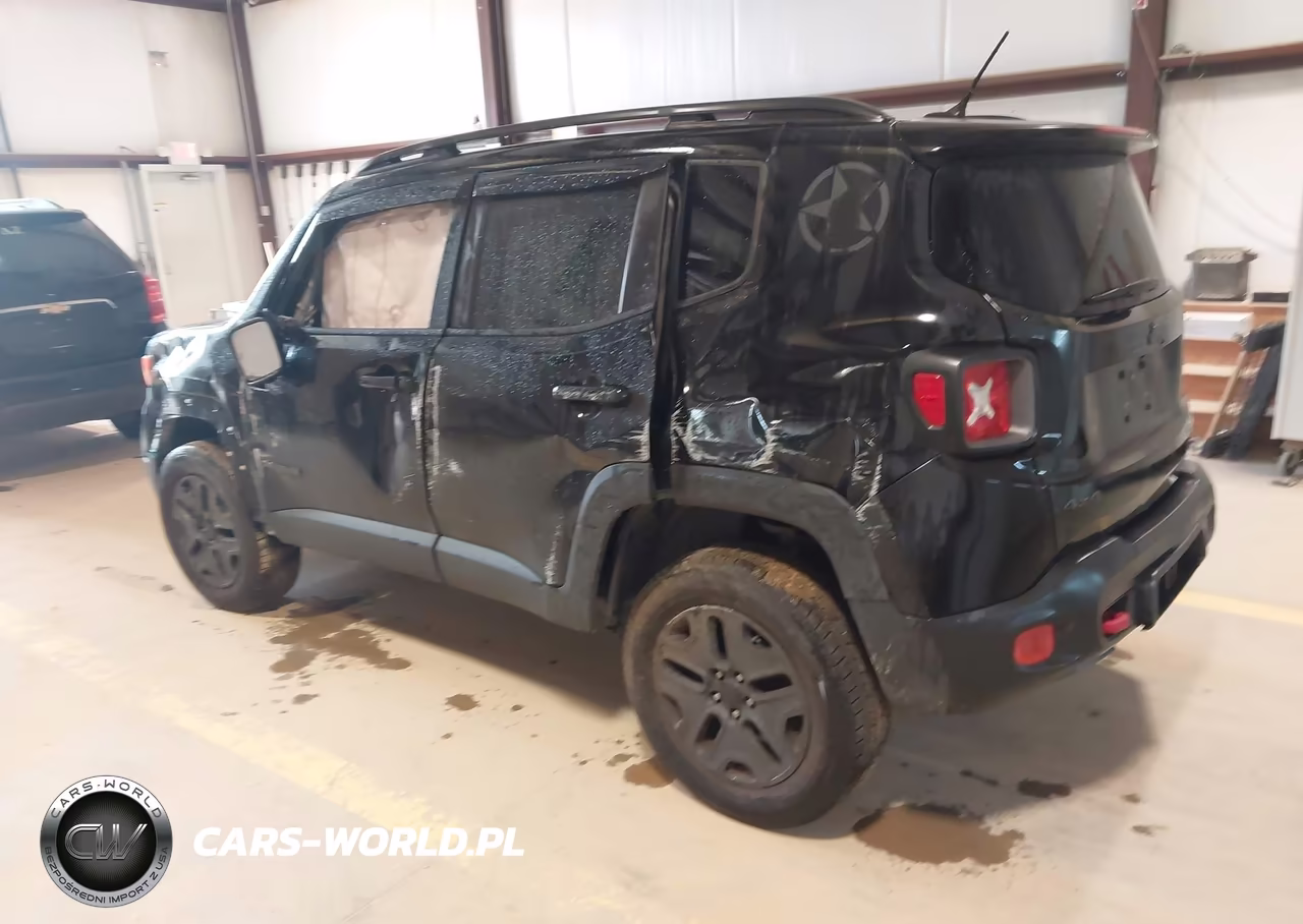2017 Jeep Renegade Deserthawk 4X4 VIN:ZACCJBCB1HPE83734 - 3