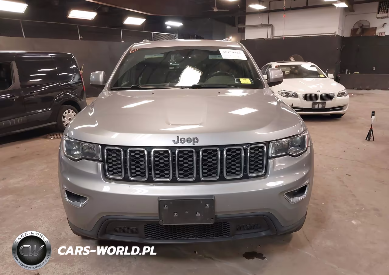 2021 Jeep Grand Cherokee Laredo E 4X4 VIN:1C4RJFAG8MC585630 - 12