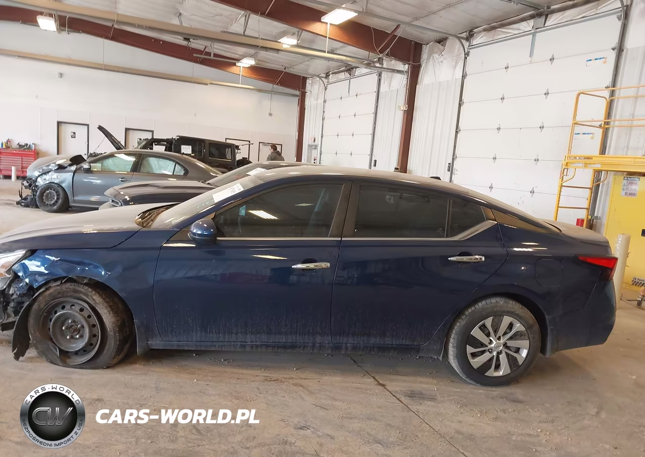 2019 Nissan Altima 2.5 S VIN:1N4BL4BW4KC215784 - 13