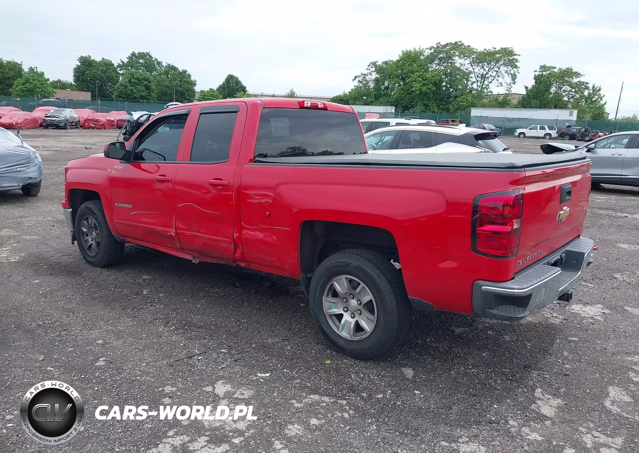 2015 Chevrolet Silverado 1500 1Lt VIN:1GCVKREC2FZ375724 - 3