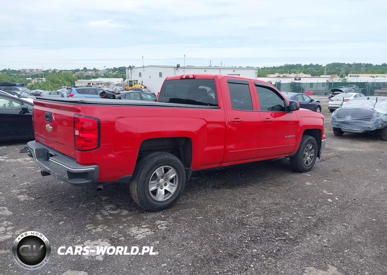 2015 Chevrolet Silverado 1500 1Lt VIN:1GCVKREC2FZ375724 - 4