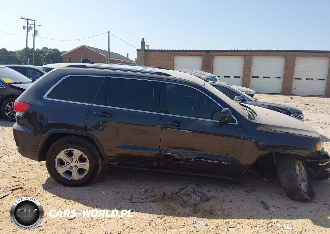 2016 Jeep Grand Cherokee Laredo VIN:1C4RJFAG6GC389965 - 13