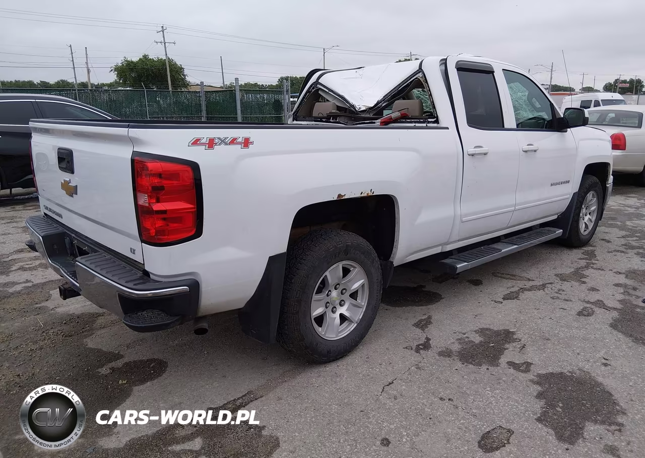 2015 Chevrolet Silverado 1500 1Lt VIN:1GCVKREC5FZ287654 - 4