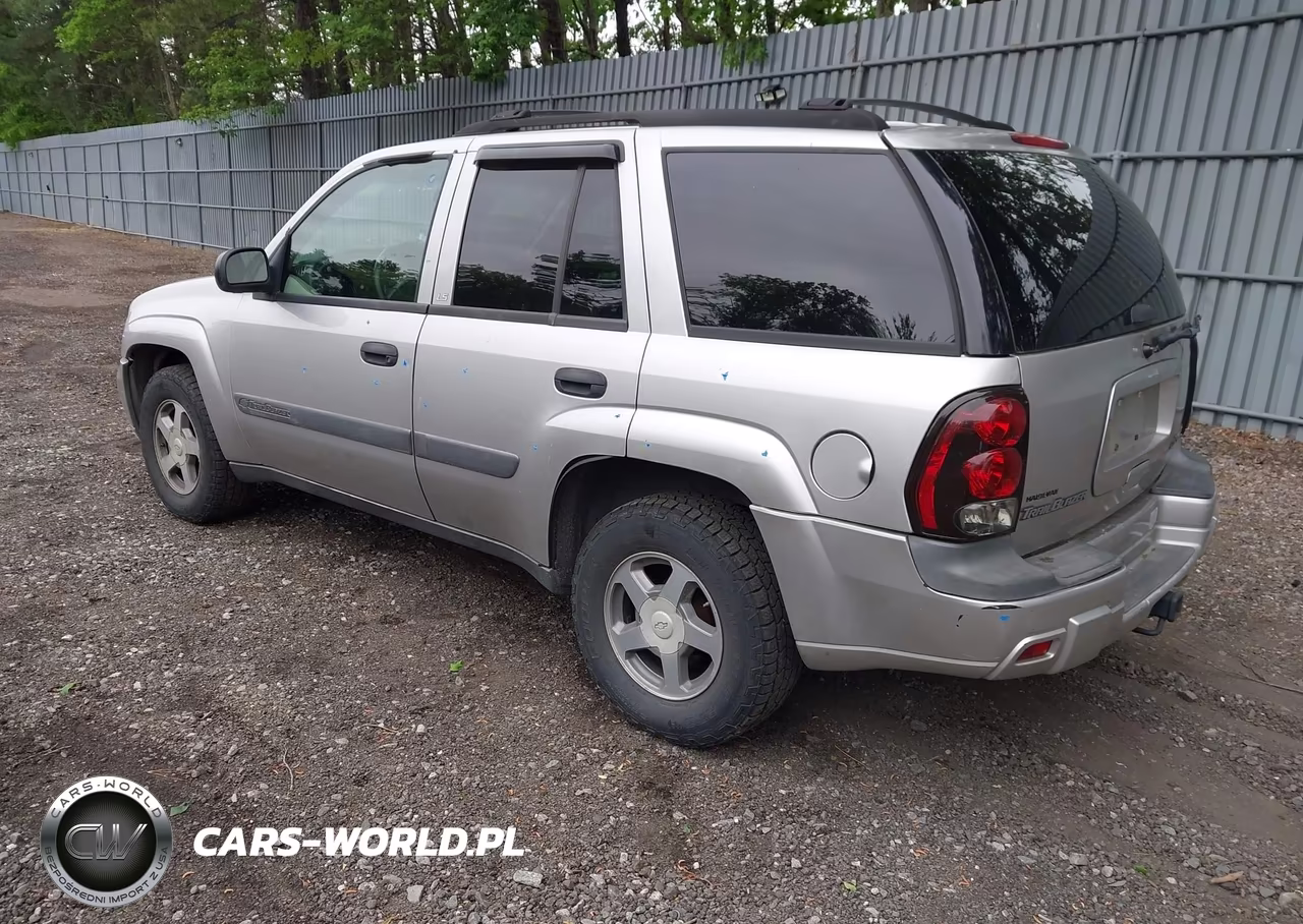 2004 Chevrolet Trailblazer Ls VIN:1GNDT13S742276088 - 3